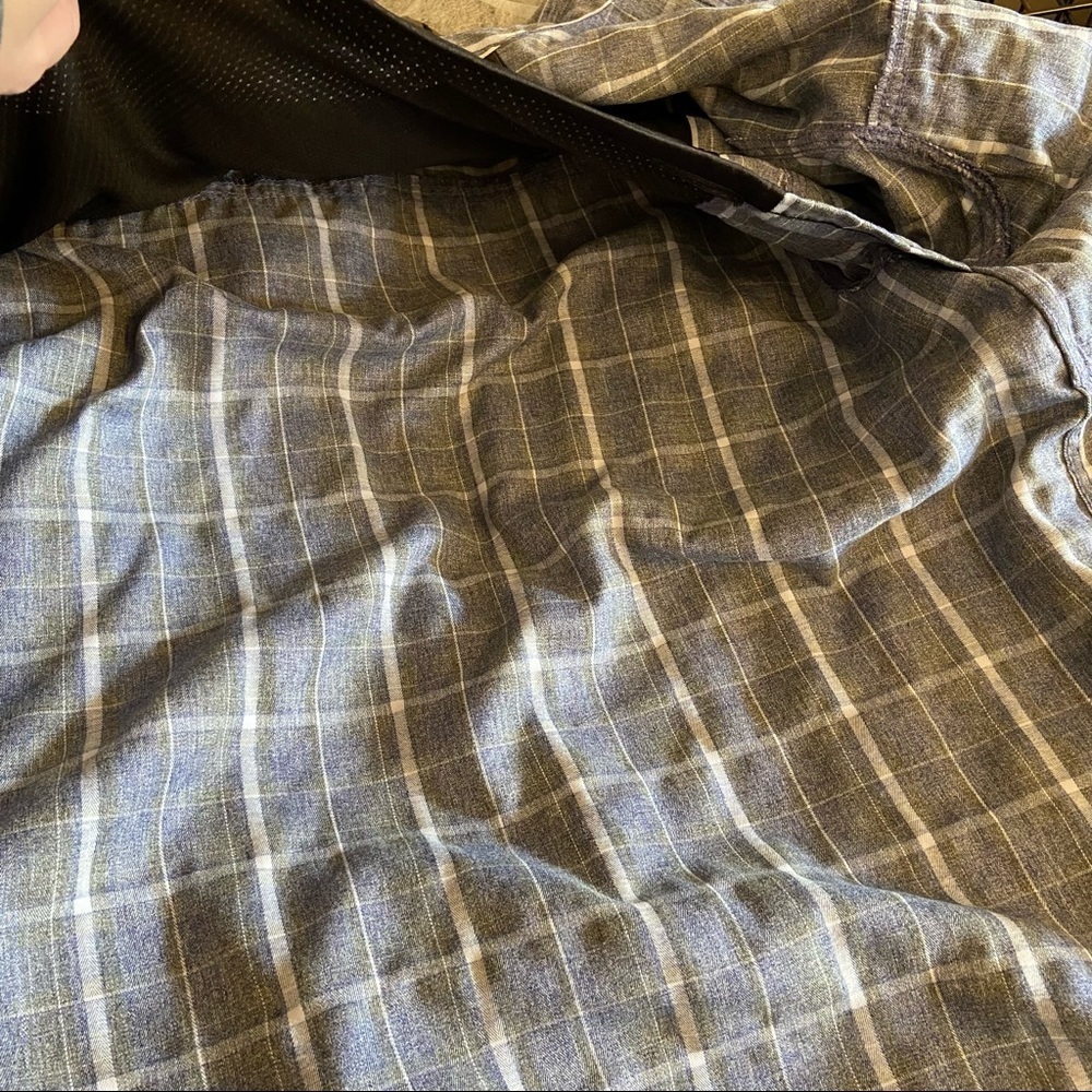 Wrangler Outdoors Long Sleeve Plaid Utility Shirt with Roll Up Sleeves Button L - Picture 12 of 12